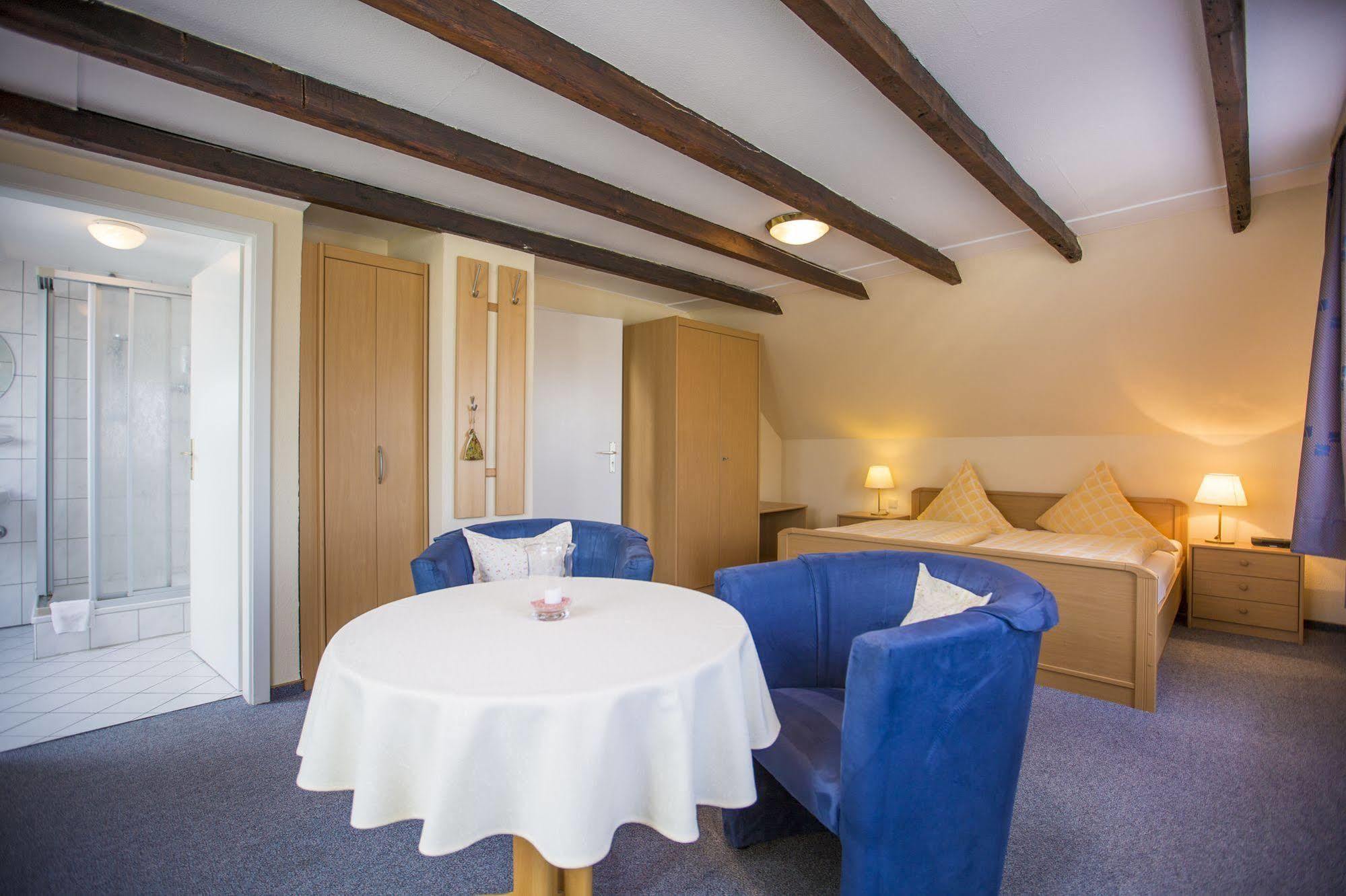 Hotel Graf Waldersee บอร์คุม ภายนอก รูปภาพ